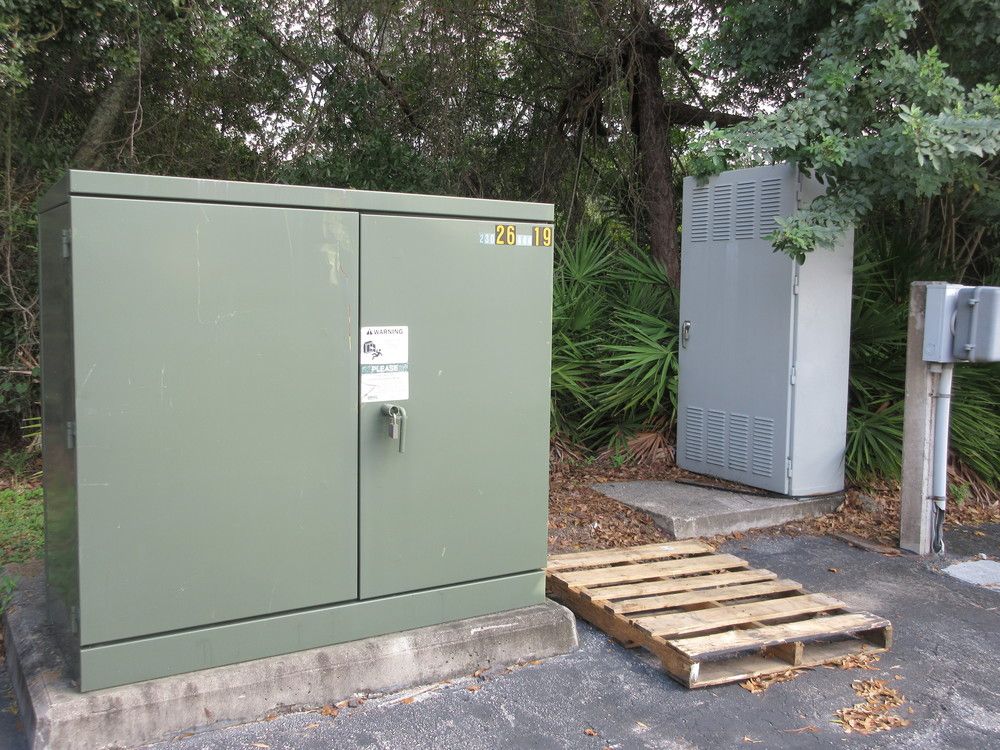In the News Inc. Industrial Manuf. Flex Building: 8517 Sunstate St, Tampa, FL 33634